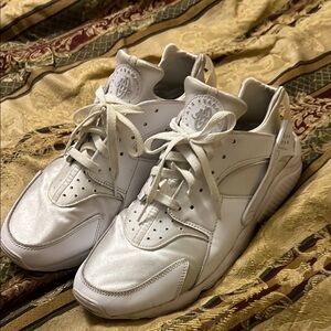 🔥Nike Huarache tripple White Sneakers Retro Design Leather Upper